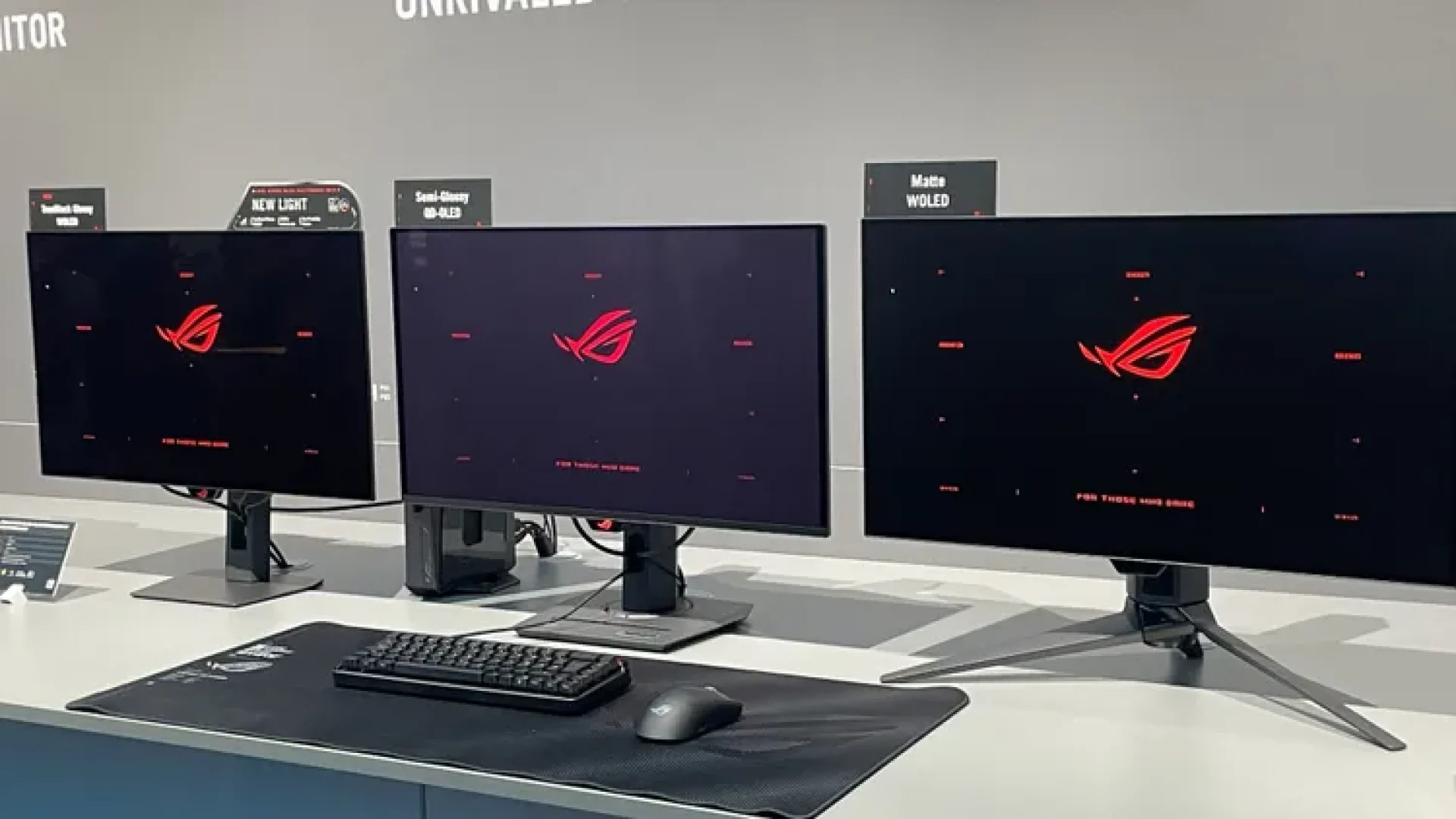 Oled-manitor-asus-AuraGame
