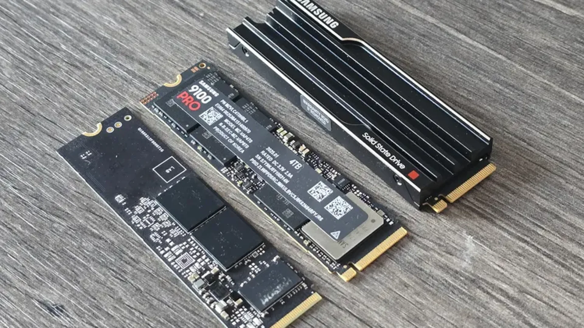 YMTC-ssd-AuraGame